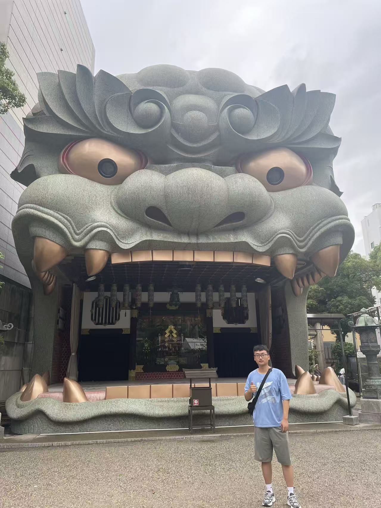图三:难波八坂神社