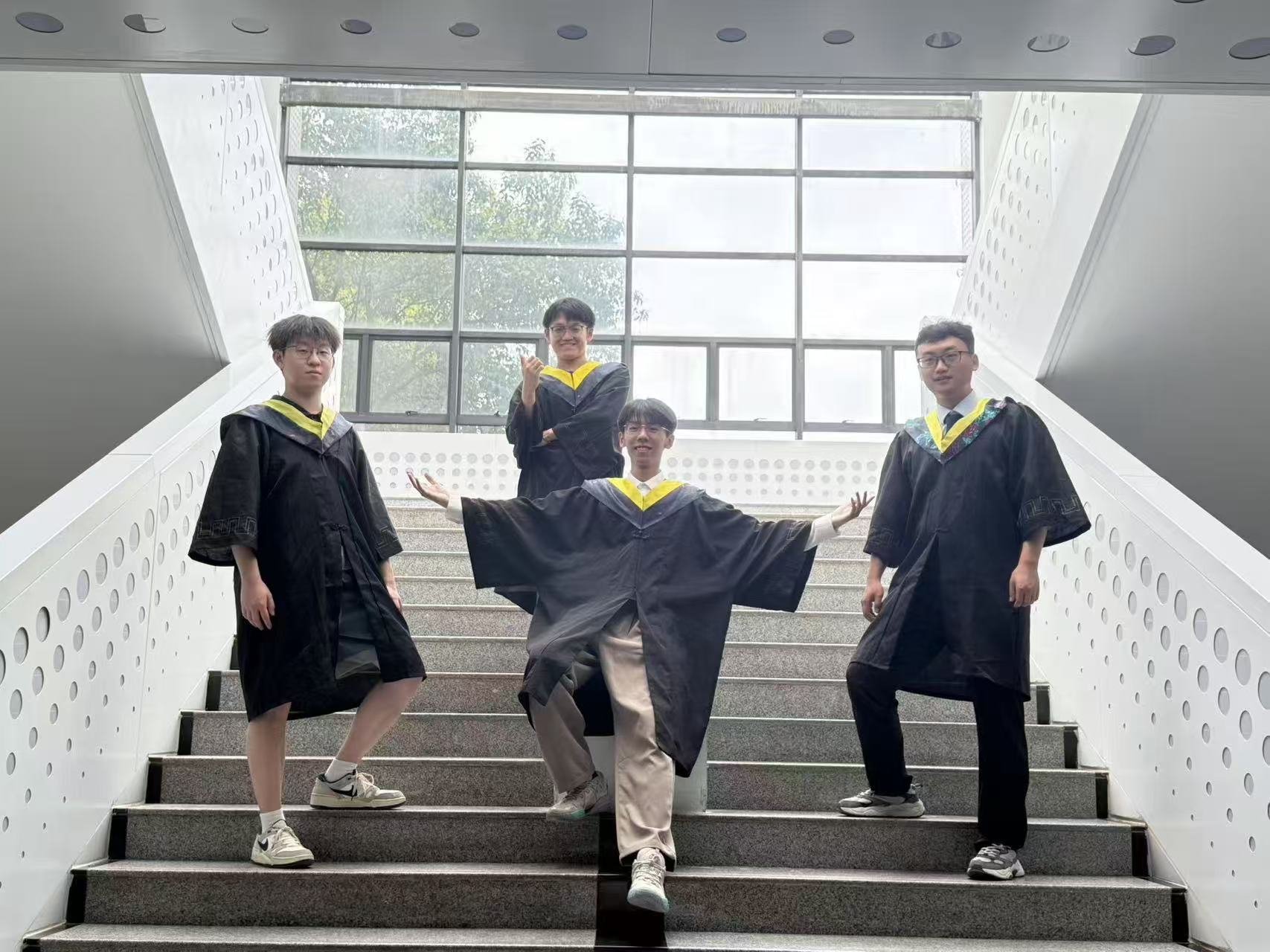 和高中同学的一些抽象照(上)